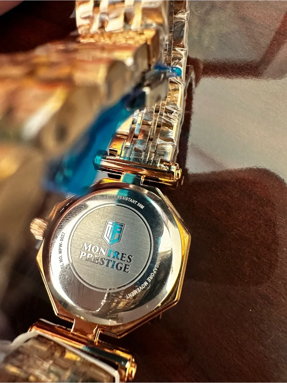 Montres Prestige Invicta Octagonal Rose Gold Crystal Accent Bracelet Watch
